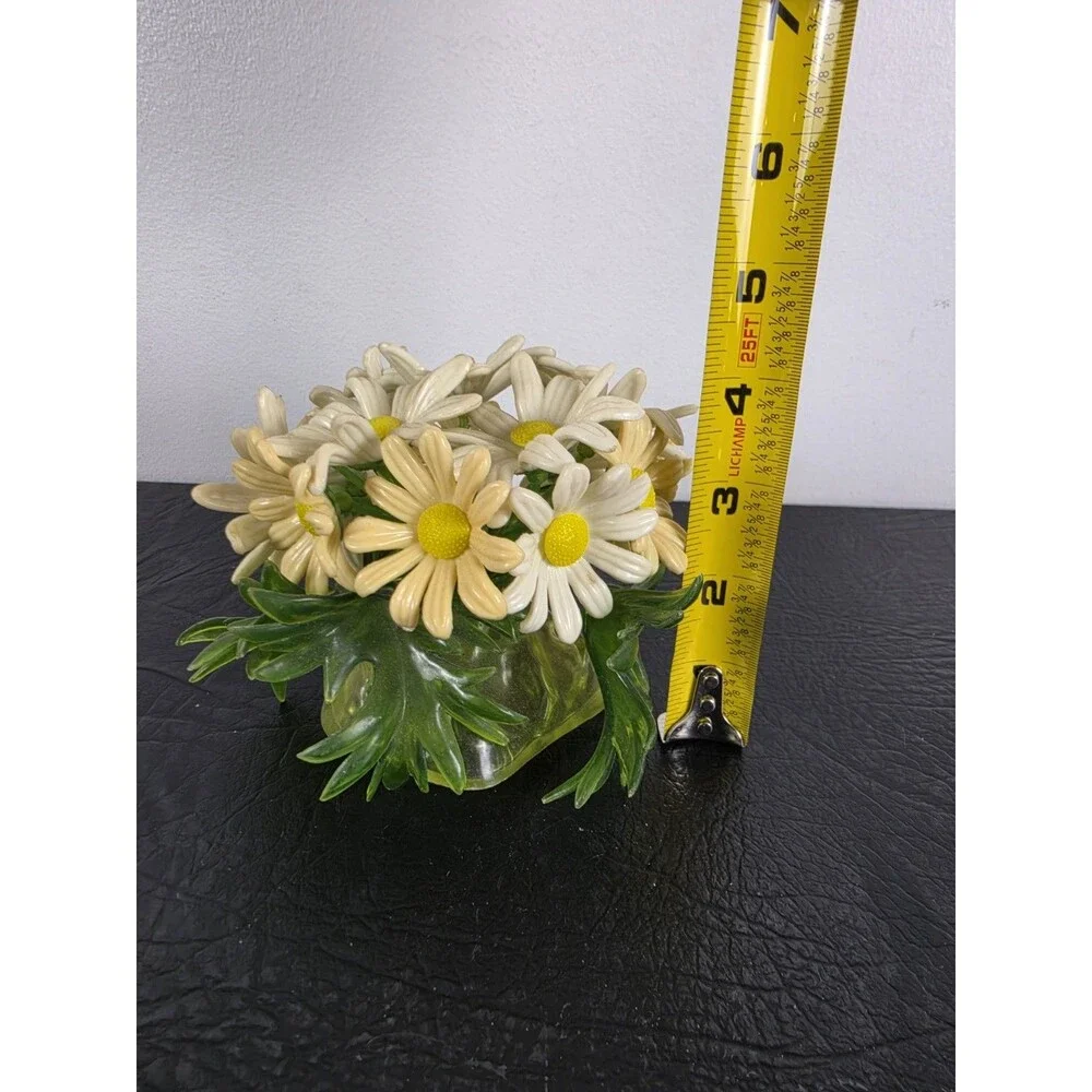 Vtg Acrylic Lucite Vase & Wire White Daisies With Yellow Center MCM 4”